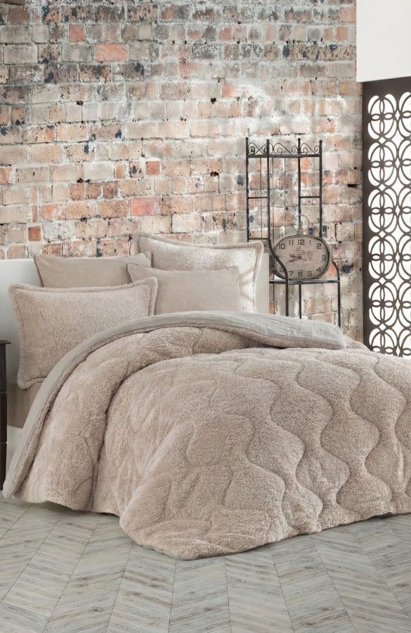 f58ac642-9752-42db-80ff-1d371ce07b8f